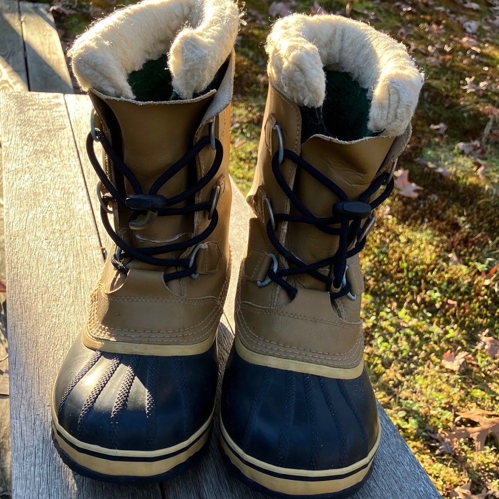 Sorel Tan Winter Boots